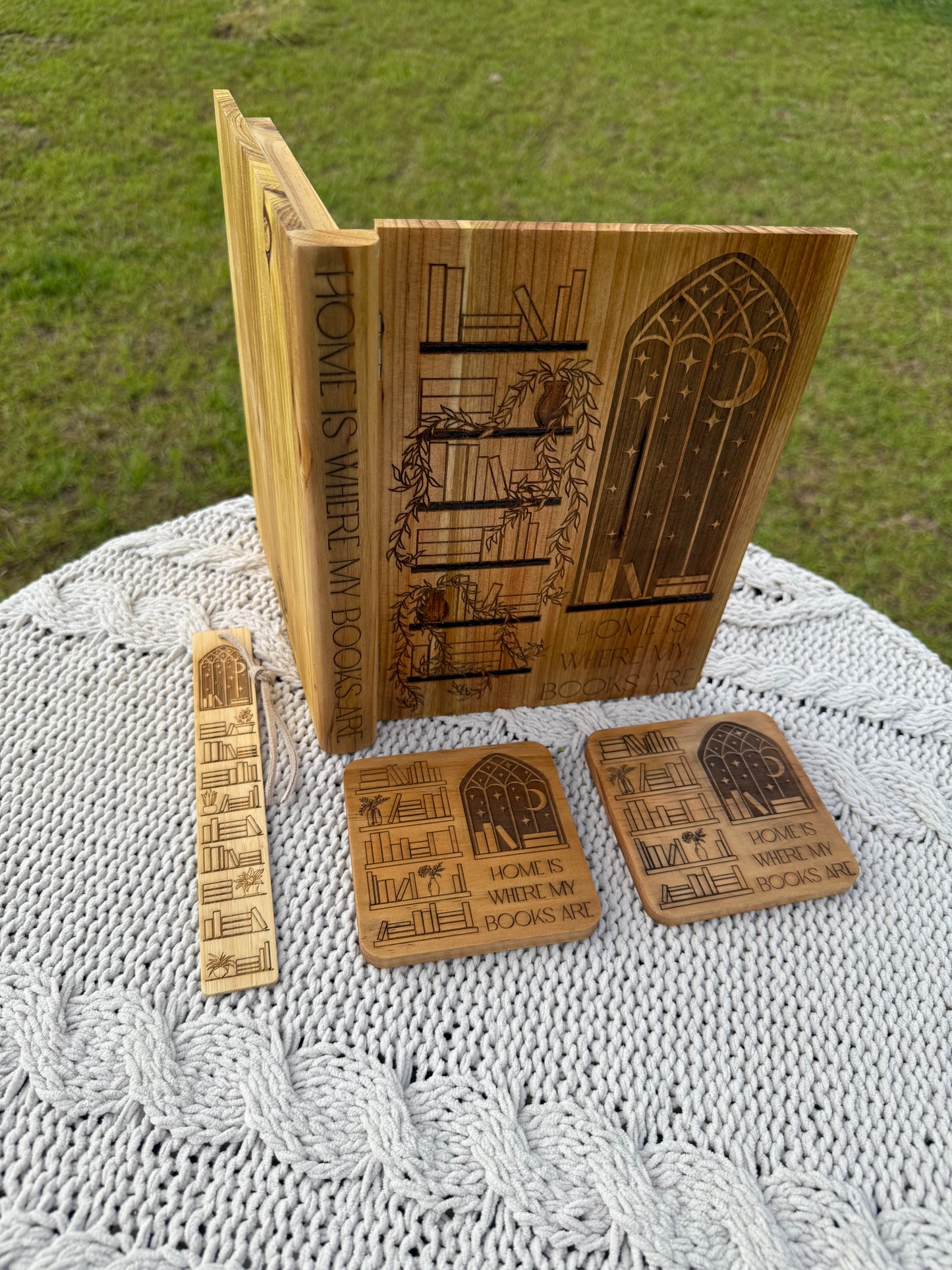 Moonlit Library Gift Set