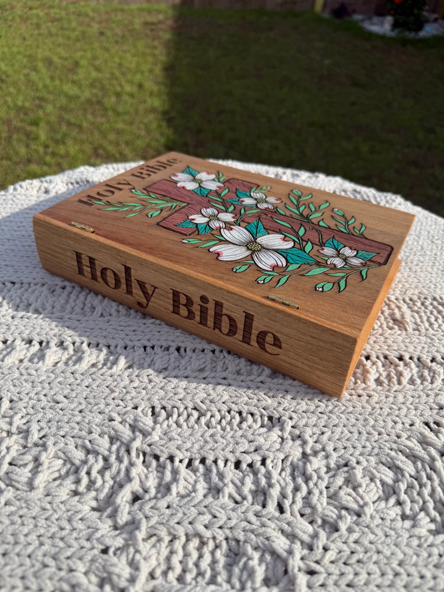 Dogwood Blossom Bible Box